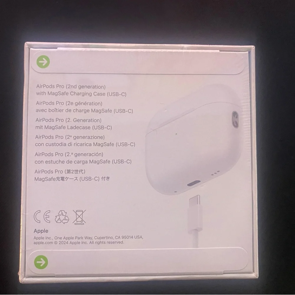 Apple AirPod Pro 2 White Wireless Headset with Noise Cancellation